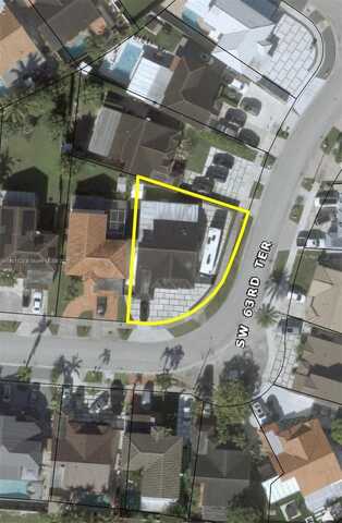 15599 SW 63rd Ter, Miami, FL 33193