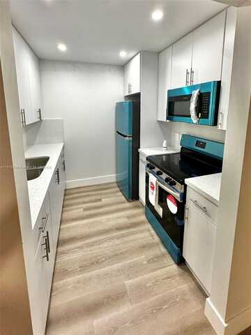 150 SW 134th Way, Pembroke Pines, FL 33027