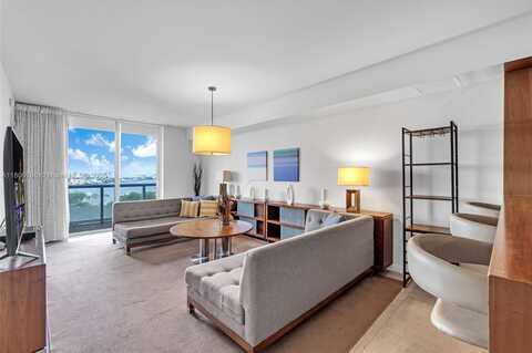 50 Biscayne Blvd, Miami, FL 33132