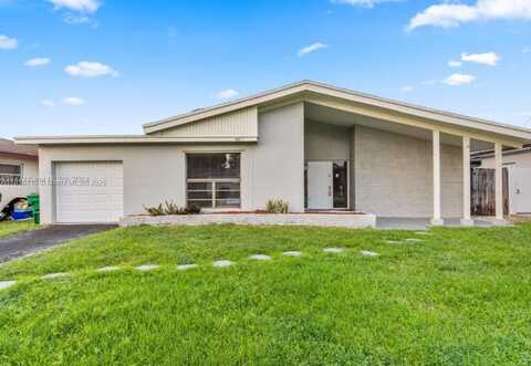 6633 Coconut Dr, Miramar, FL 33023