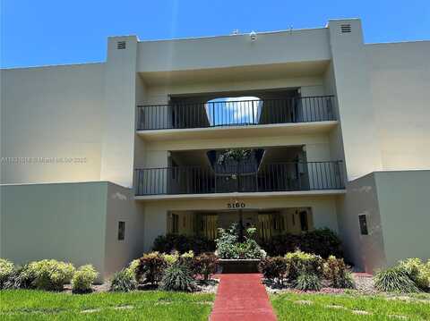5160 Las Verdes Cir, Delray Beach, FL 33484