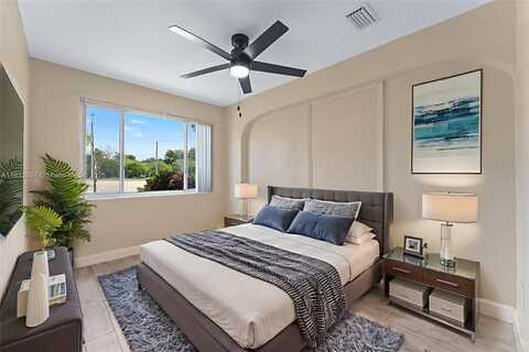 2634 Sheridan St, Hollywood, FL 33020