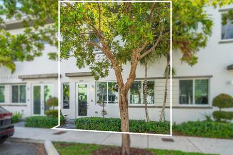 6645 NW 103rd Path, Doral, FL 33178