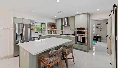 11000 NW 15th St, Pembroke Pines, FL 33026