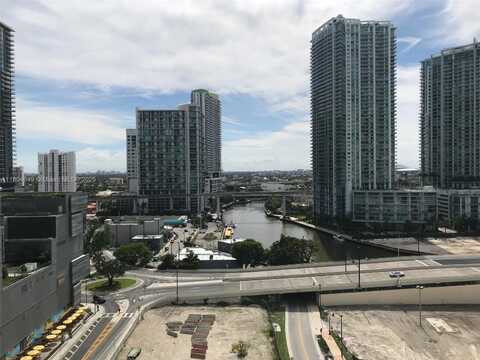 31 SE 6th St, Miami, FL 33131