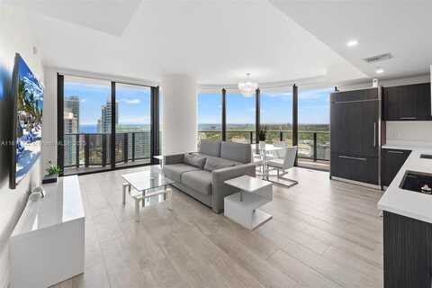 45 SW 9th St, Miami, FL 33130