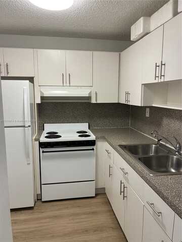 4675 W 18th Ct, Hialeah, FL 33012