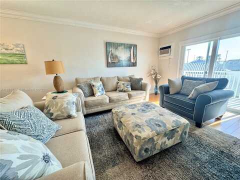 200 S Birch Rd, Fort Lauderdale, FL 33316