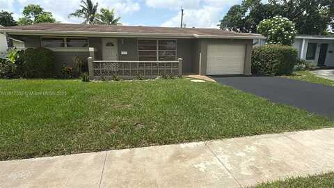 8430 NW 25th Ct, Sunrise, FL 33322