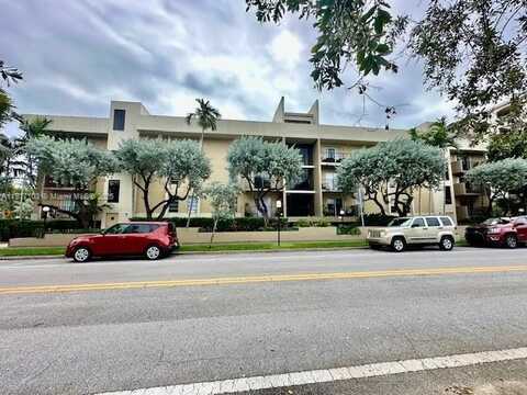 110 Salamanca Ave, Coral Gables, FL 33134