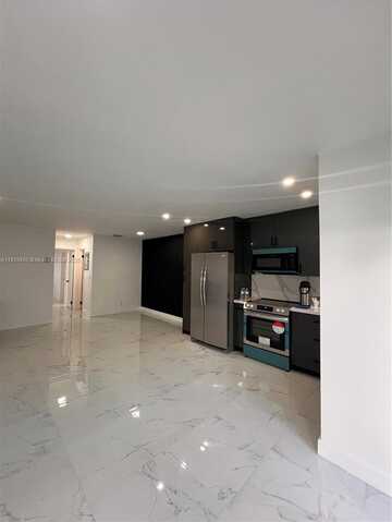 1818 Rodman St, Hollywood, FL 33020