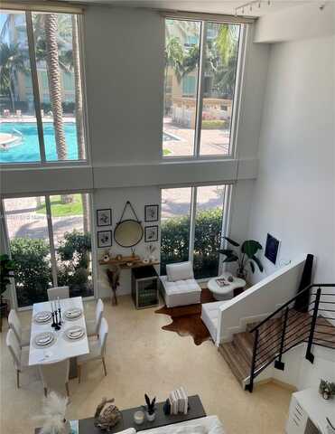 1745 E Hallandale Beach Blvd, Hallandale Beach, FL 33009