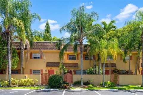 7175 Nova Dr, Davie, FL 33317