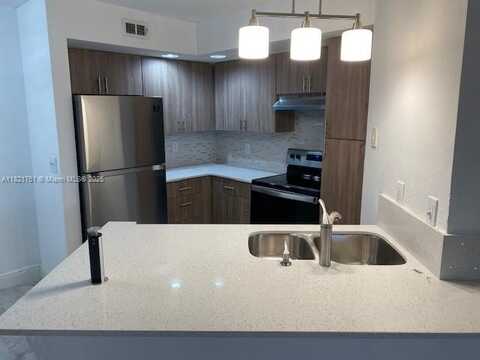 12950 Vista Isles Dr, Sunrise, FL 33325