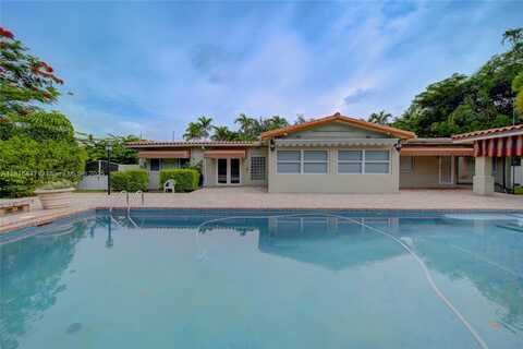 5780 SW 53rd Ter, South Miami, FL 33155