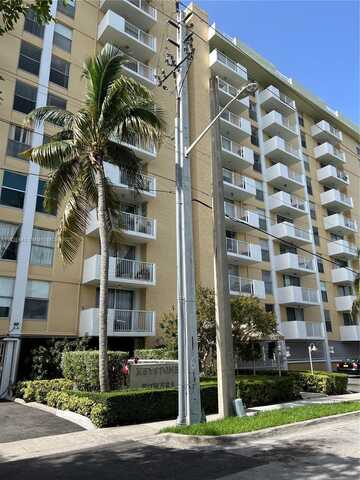 2020 NE 135th St, North Miami, FL 33181
