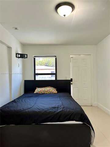 2467 NW 95th Ter, Miami, FL 33147