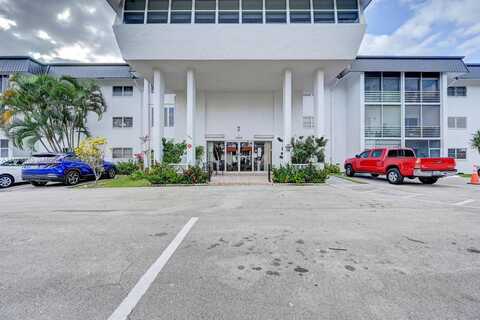 4880 NW 22nd St, Lauderhill, FL 33313