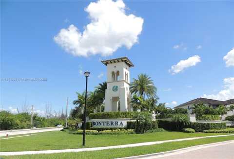 9336 W 34th Ct, Hialeah, FL 33018