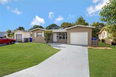 841 SW 63rd Ave, North Lauderdale, FL 33068
