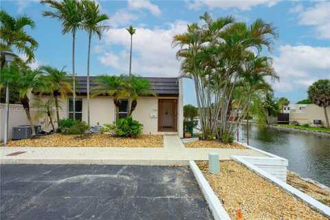 7408 Big Cypress Dr, Miami Lakes, FL 33014