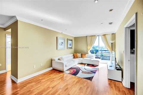 2501 Douglas Rd, Miami, FL 33133
