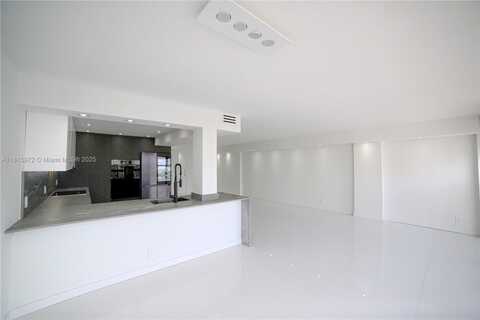 200 Leslie Dr, Hallandale Beach, FL 33009