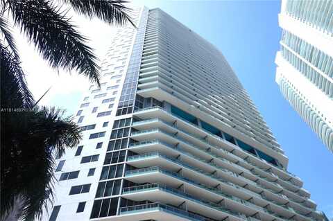 1300 Brickell Bay Dr, Miami, FL 33131