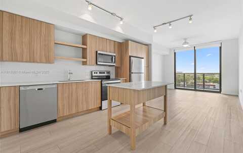 555 NE 8th St, Fort Lauderdale, FL 33304