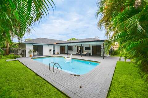 13526 Jonquil Pl, Wellington, FL 33414