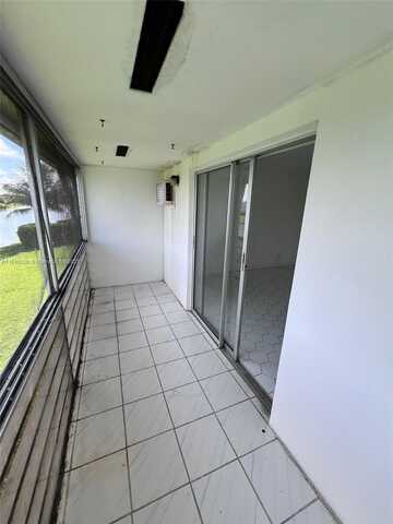 89 Berkshire D, West Palm Beach, FL 33417