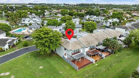 735 NW 105th Pl, Miami, FL 33172