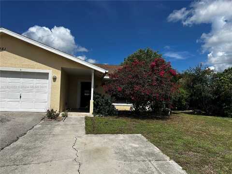 2161 41ST, Naples, FL 34116