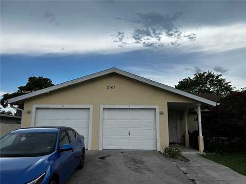 2161 41ST, Naples, FL 34116