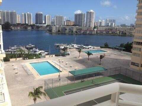18051 BISCAYNE BLVD, Aventura, FL 33161