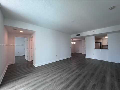 1250 S Miami Ave, Miami, FL 33130