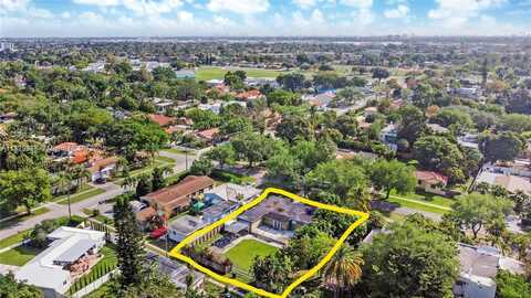 516 La Villa Dr, Miami Springs, FL 33166