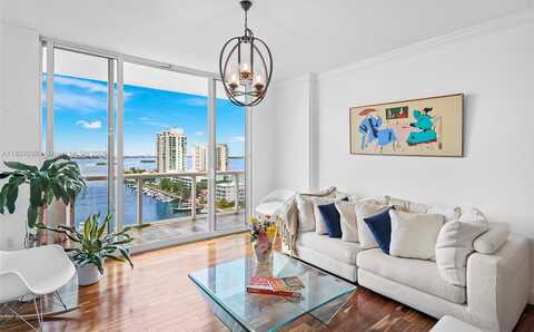 7900 Harbor Island Dr, North Bay Village, FL 33141