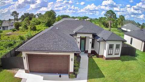 3204 40th St W, Lehigh Acres, FL 33976