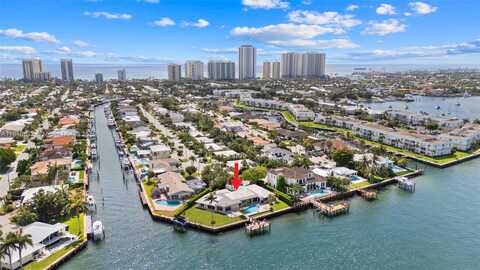 990 Powell Dr, Singer Island, FL 33404