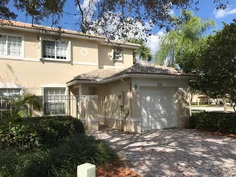 2198 NW 171st Ter, Pembroke Pines, FL 33028