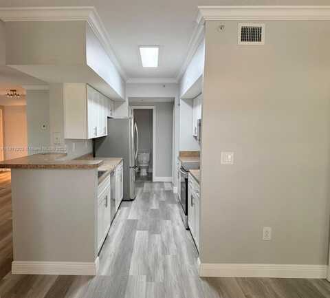 100 SW 117th Ter, Pembroke Pines, FL 33025