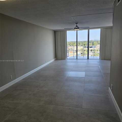 16710 NE 9th Ave, North Miami Beach, FL 33162