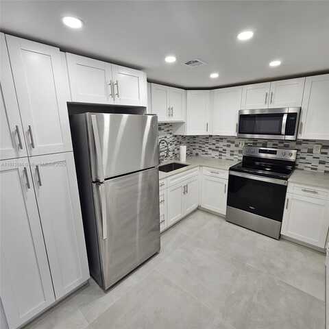 16710 NE 9th Ave, North Miami Beach, FL 33162
