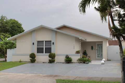 11830 SW 208th Ter, Miami, FL 33177