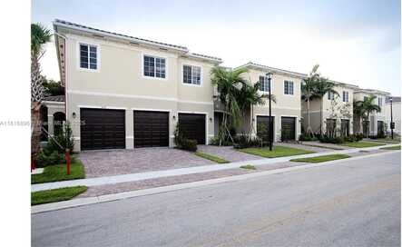 2664 SW 81, Miramar, FL 33025