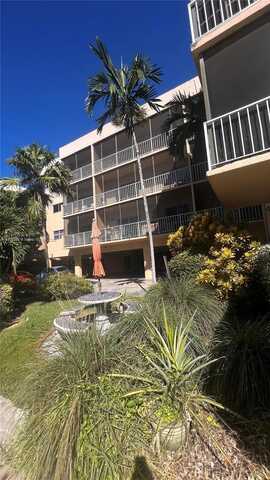 2620 NE 135th St, North Miami, FL 33181