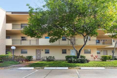 301 Cambridge Rd, Hollywood, FL 33024