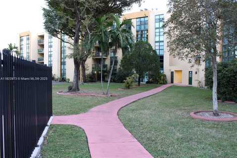 11780 SW 18th St, Miami, FL 33175