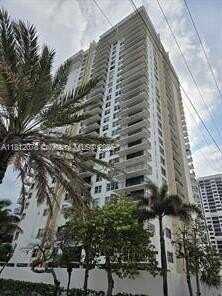 2201 S Ocean Dr, Hollywood, FL 33019